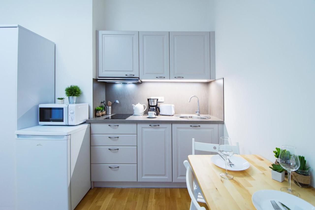 Appartement Modern Pricna 4 *
